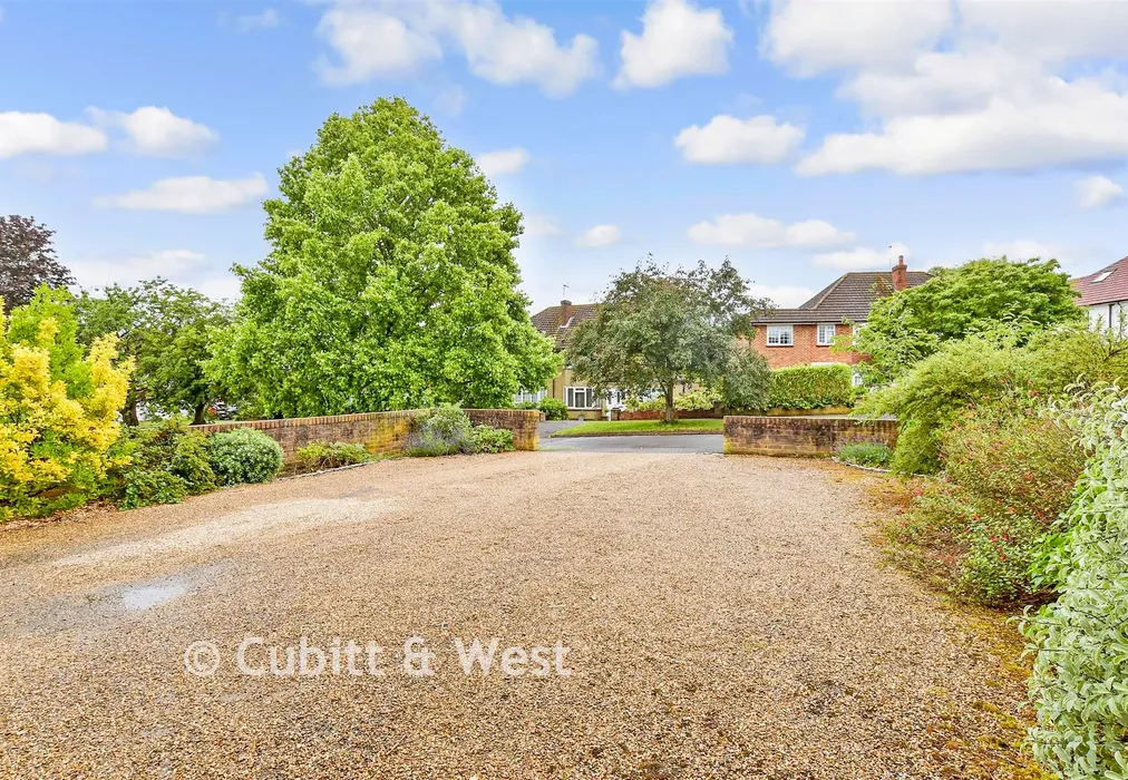Driveway/Parking - Kingscroft Road, Leatherhead, Surrey - Wards of Kent