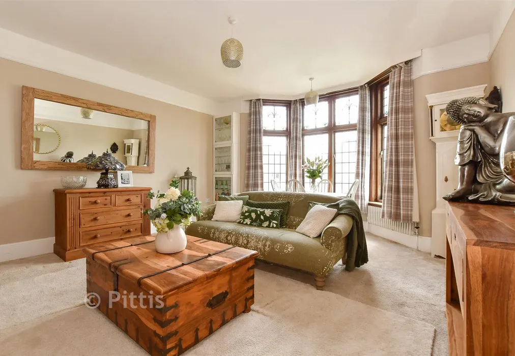 Lounge/Dining Room - Clarence Road, Wroxall, Isle of Wight - Wards of Kent