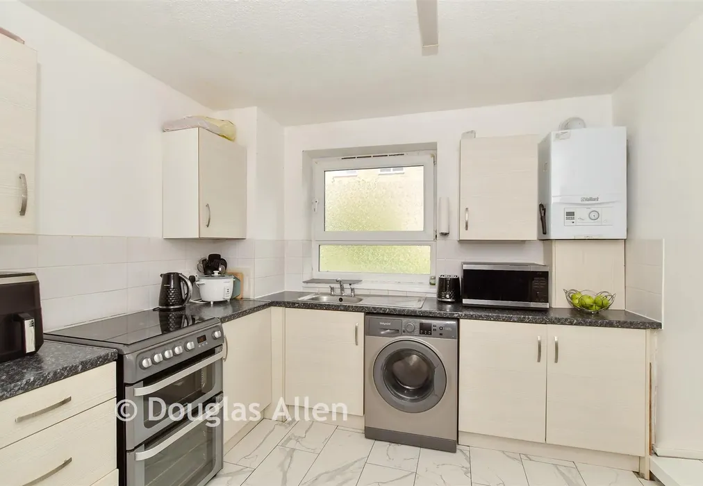 Kitchen - Grantham Road, London - Wards of Kent