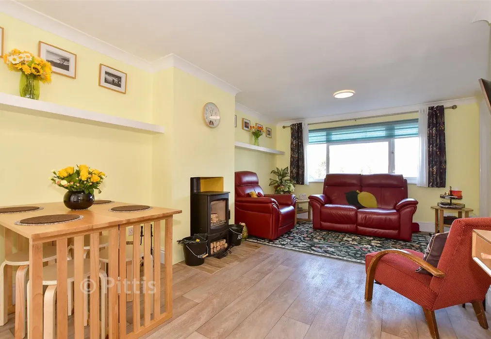 Lounge/ Dining Room - West Street, Ventnor, Isle of Wight - Wards of Kent
