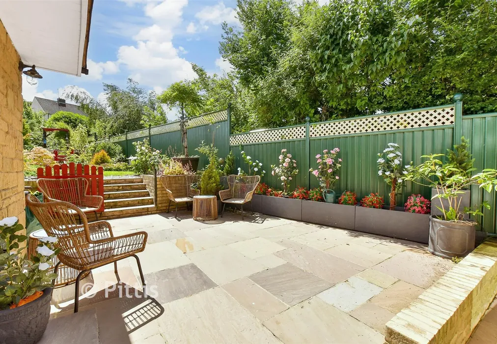 Patio / Decking - West Street, Ventnor, Isle of Wight - Wards of Kent