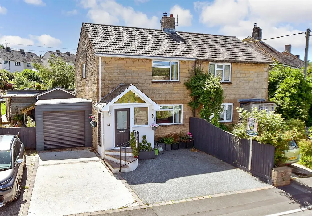 External Front Aspect - West Street, Ventnor, Isle of Wight - Wards of Kent