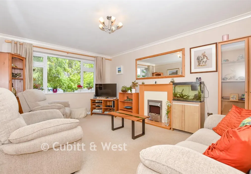 Lounge/Diner - Beechwood Road, Caterham, Surrey - Wards of Kent