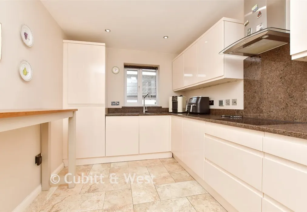 Kitchen - High Street, Banstead, Surrey - Wards of Kent