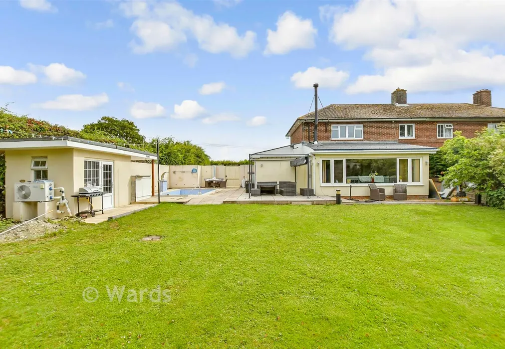 Rear Elevation - Rushett Lane, Norton, Faversham, Kent - Wards of Kent