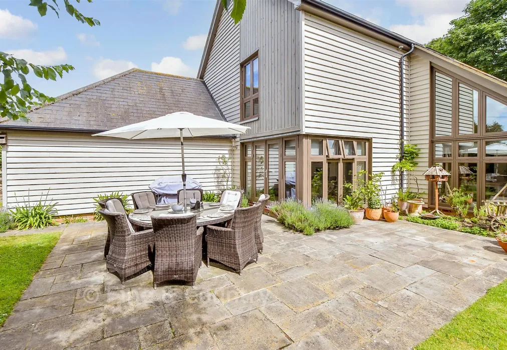 Patio / Decking - Griffin Hill, Chillenden, Canterbury, Kent - Wards of Kent