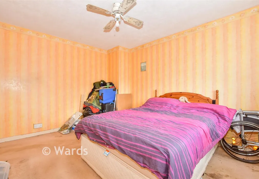 Bedroom 1 - Selby Road, Maidstone, Kent - Wards of Kent