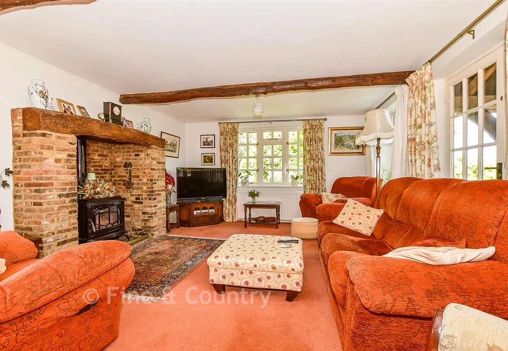 Living Room - Burwash Common, Etchingham, Etchingham, East Sussex - Wards of Kent