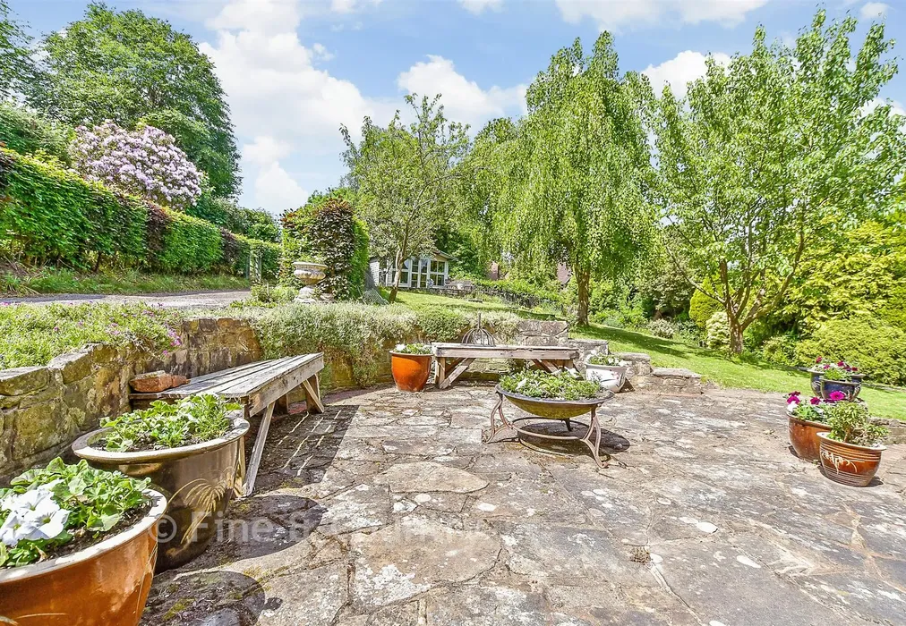 Patio / Decking - Burwash Common, Etchingham, Etchingham, East Sussex - Wards of Kent