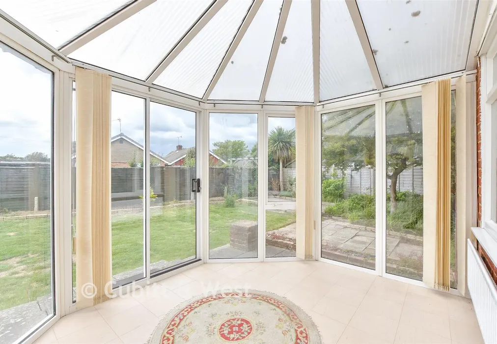 Conservatory - Queens Fields West, Bognor Regis, West Sussex - Wards of Kent