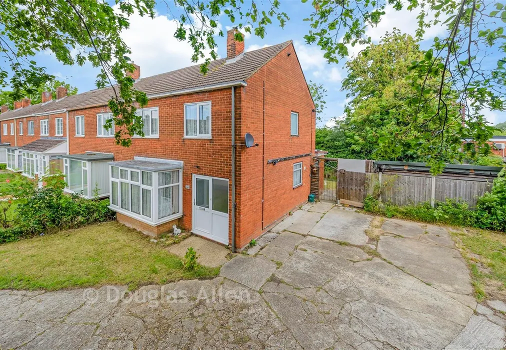 Front Web - Fauners, Basildon, Essex - Wards of Kent