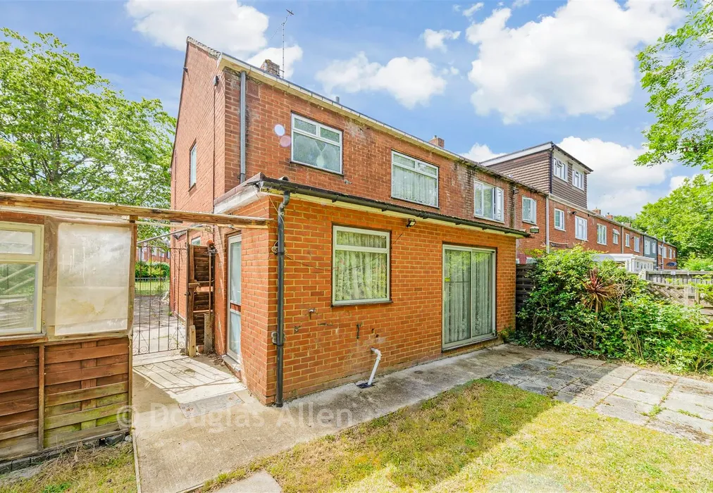 Rear Elevation - Fauners, Basildon, Essex - Wards of Kent