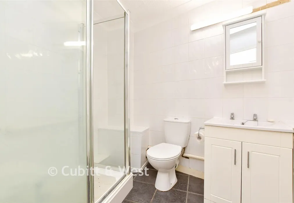Shower Room - Cedar Road, Sutton, Surrey - Wards of Kent
