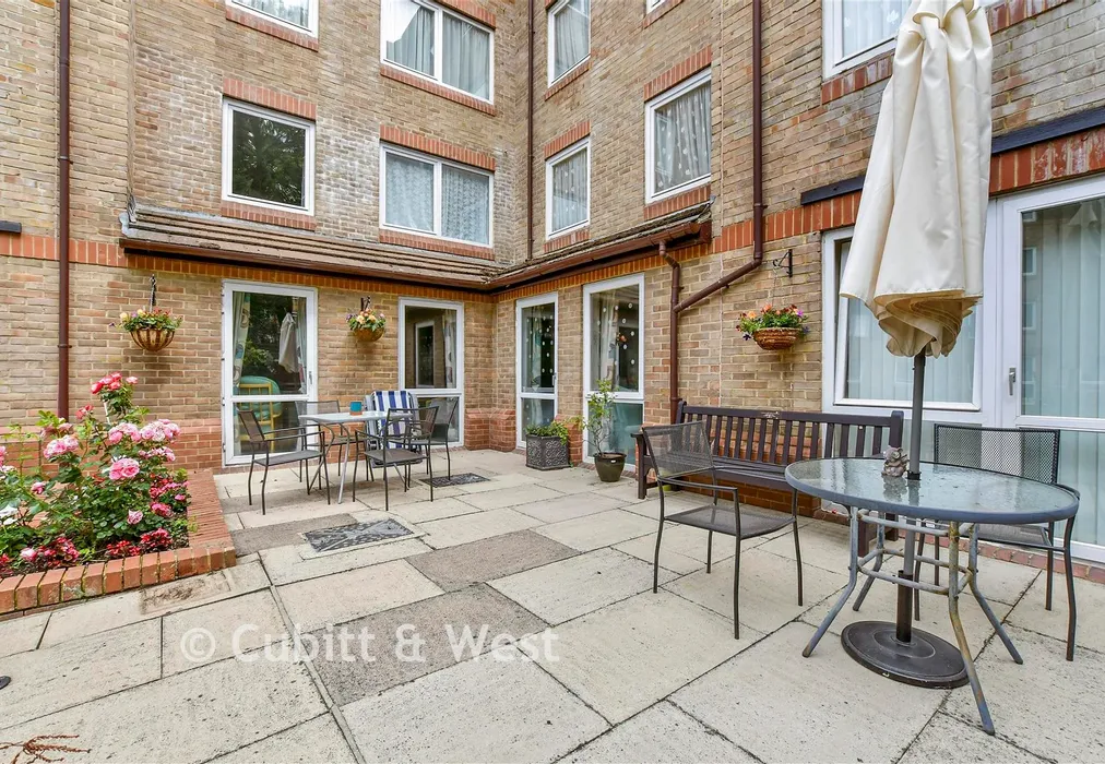 Communal Gardens - Cedar Road, Sutton, Surrey - Wards of Kent