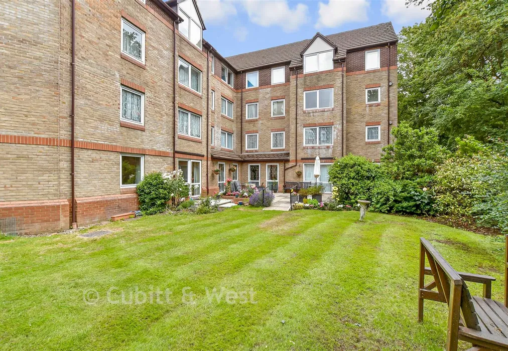 Communal Gardens - Cedar Road, Sutton, Surrey - Wards of Kent