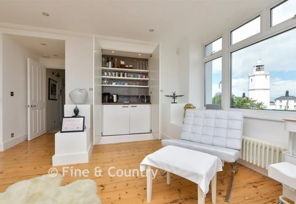 Sitting Room - North Foreland Road, Broadstairs, Kent - Wards of Kent