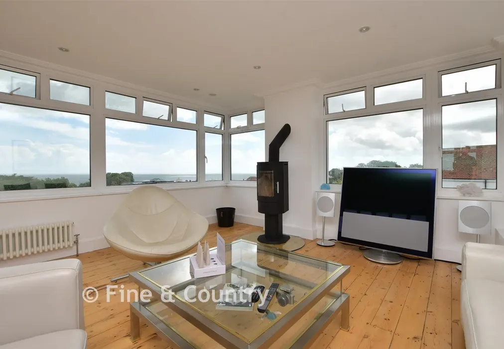 Sitting Room - North Foreland Road, Broadstairs, Kent - Wards of Kent