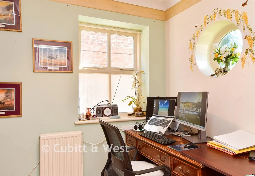 Office - Jasmine Close, Marlborough Place, Littlehampton, West Sussex - Wards of Kent