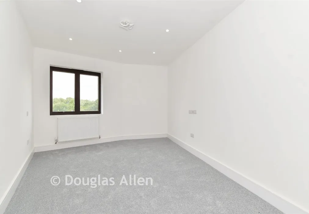 Bedroom 2 - Freshwell Avenue, Romford, Essex - Wards of Kent
