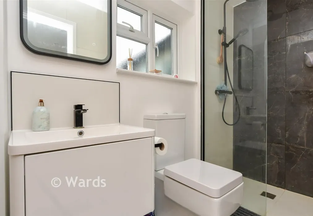 En-Suite Shower Room - Greenacre Close, Herne Bay, Kent - Wards of Kent