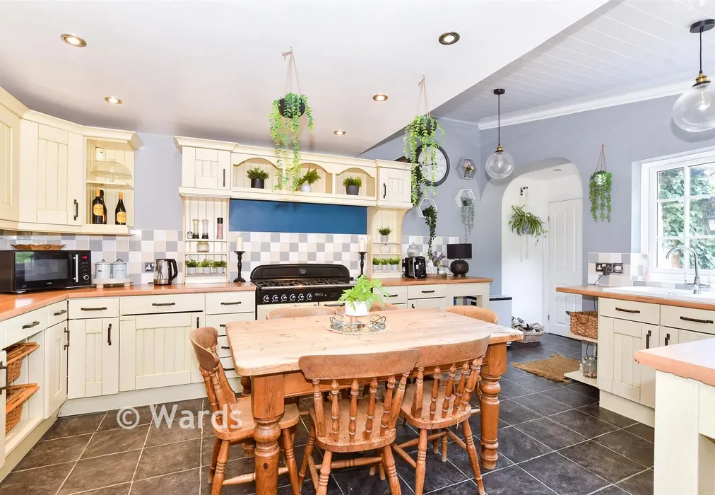 Kitchen/Diner - Pristling Lane, Staplehurst, Tonbridge, Kent - Wards of Kent