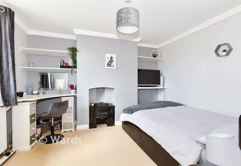 Bedroom 2 - Pristling Lane, Staplehurst, Tonbridge, Kent - Wards of Kent