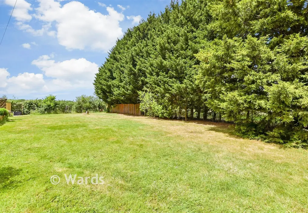 Rear Garden - Pristling Lane, Staplehurst, Tonbridge, Kent - Wards of Kent