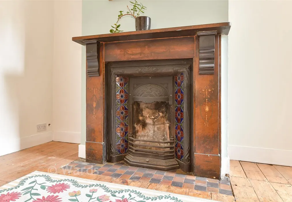 Internal Feature - Foord Street, Rochester, Kent - Wards of Kent