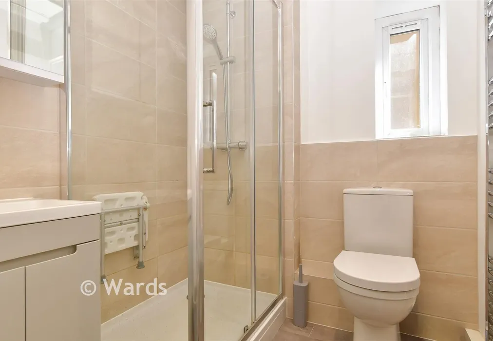 Shower Room - Avery Way, Allhallows, Kent - Wards of Kent
