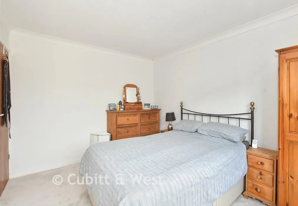 Bedroom 1. - Aspen Walk, Haywards Heath, West Sussex - Wards of Kent