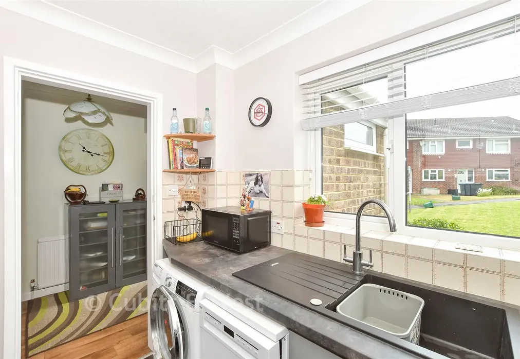 Kitchen - Aspen Walk, Haywards Heath, West Sussex - Wards of Kent
