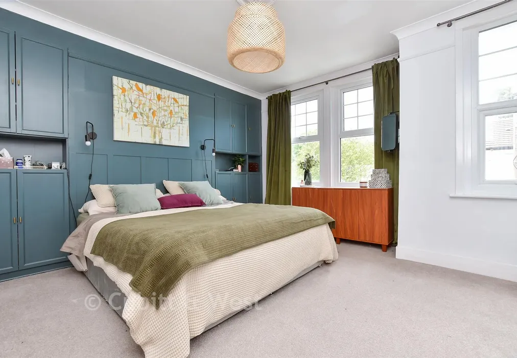 Bedroom 1 - Dalmally Road, Croydon, Surrey - Wards of Kent