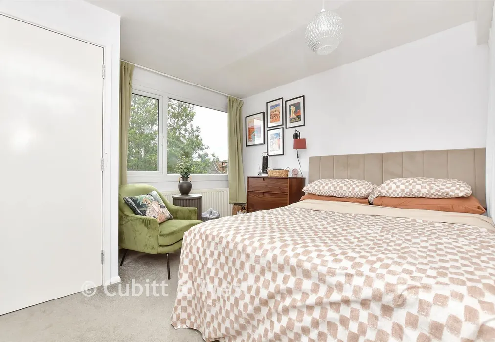 Bedroom 3 - Dalmally Road, Croydon, Surrey - Wards of Kent