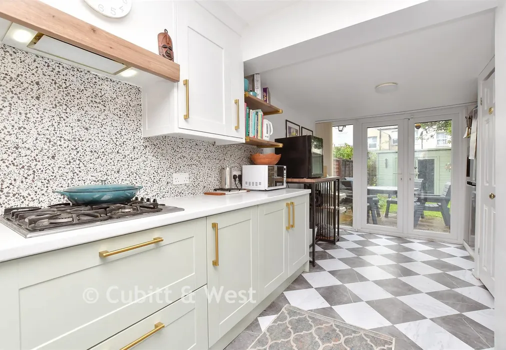 Kitchen/Breakfast Room - Dalmally Road, Croydon, Surrey - Wards of Kent