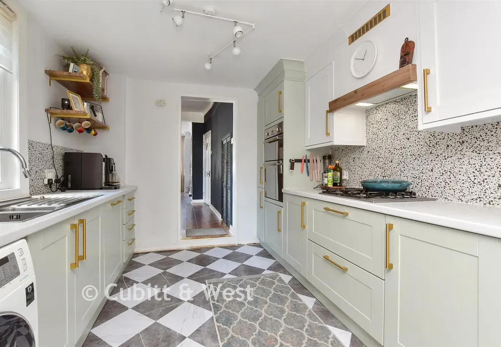 Kitchen/Breakfast Room - Dalmally Road, Croydon, Surrey - Wards of Kent