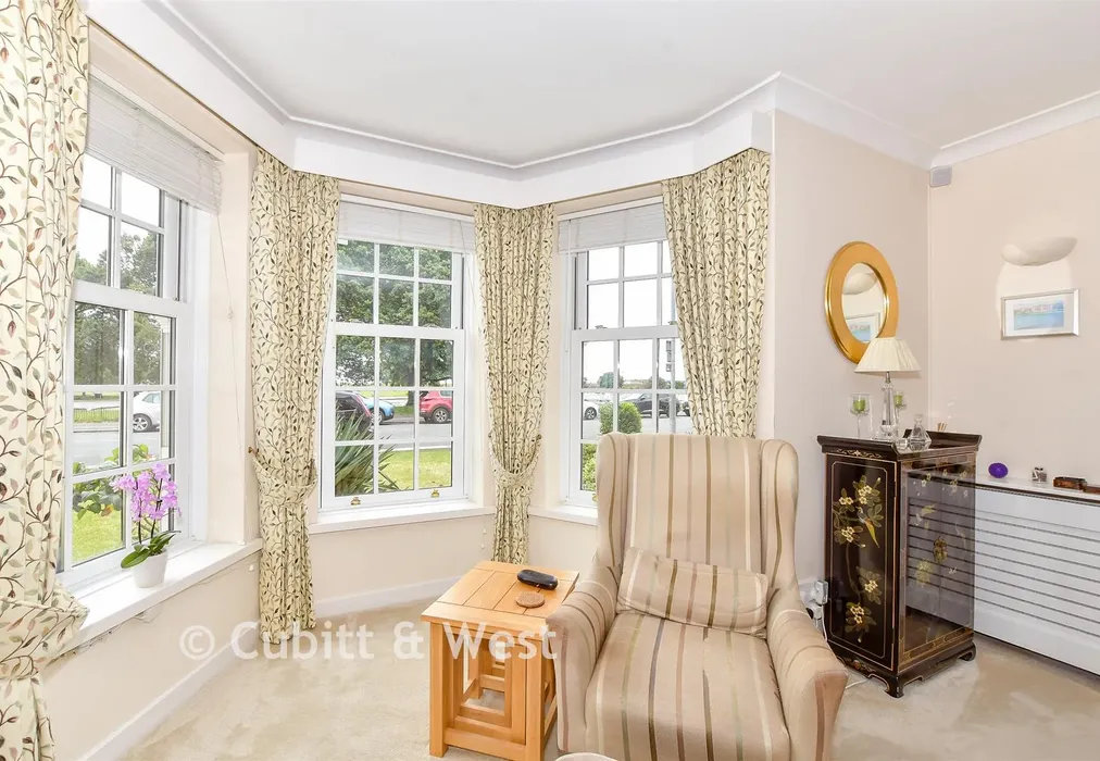 Internal Lifestyle Photograph - St. Helen's Parade, Southsea, Hampshire - Wards of Kent