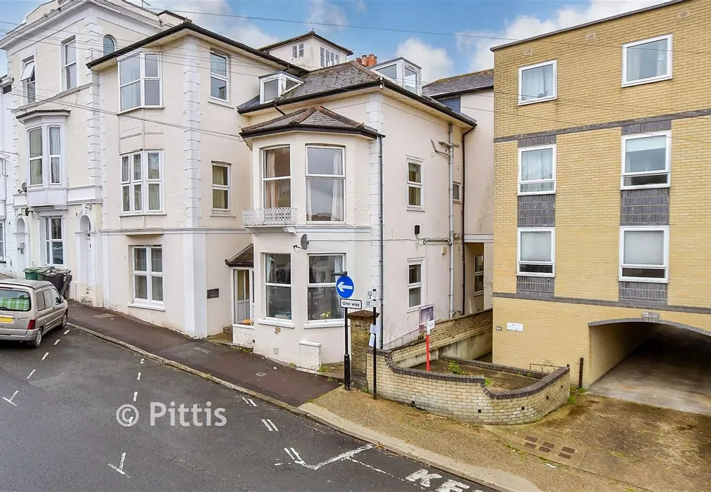 External (Web)* - George Street, Ryde, Isle of Wight - Wards of Kent