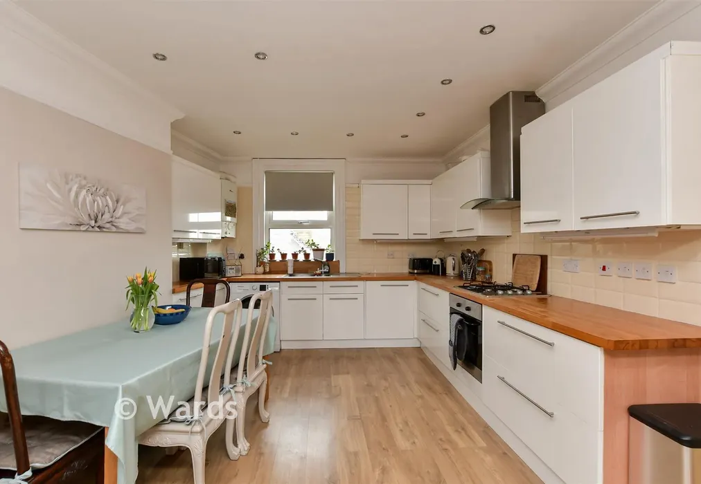 Kitchen - St. Mildred's Road, Westgate-On-Sea, Kent - Wards of Kent
