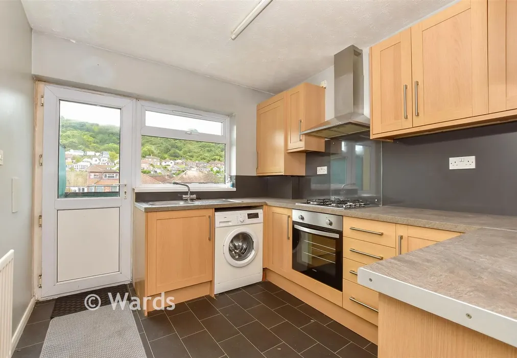 Kitchen - Folkestone Road, Dover, Kent - Wards of Kent