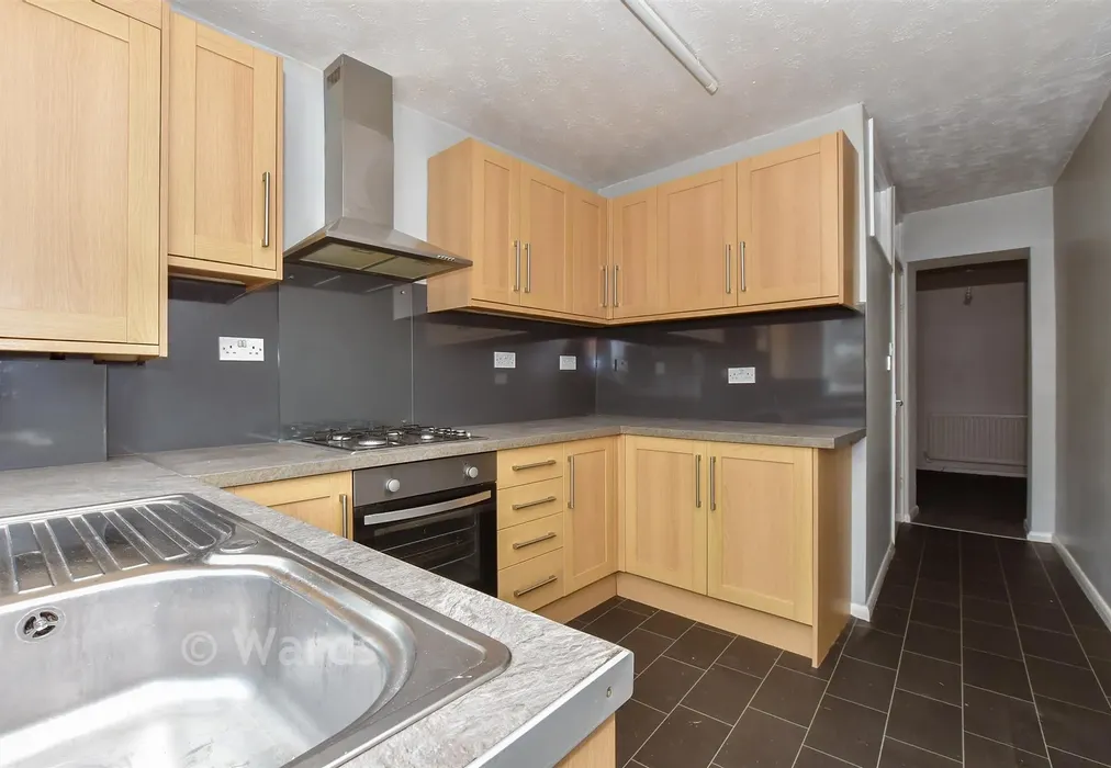 Kitchen - Folkestone Road, Dover, Kent - Wards of Kent
