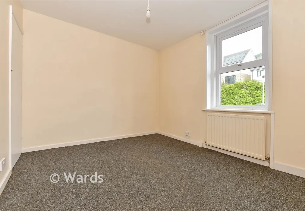 Bedroom 1 - Folkestone Road, Dover, Kent - Wards of Kent