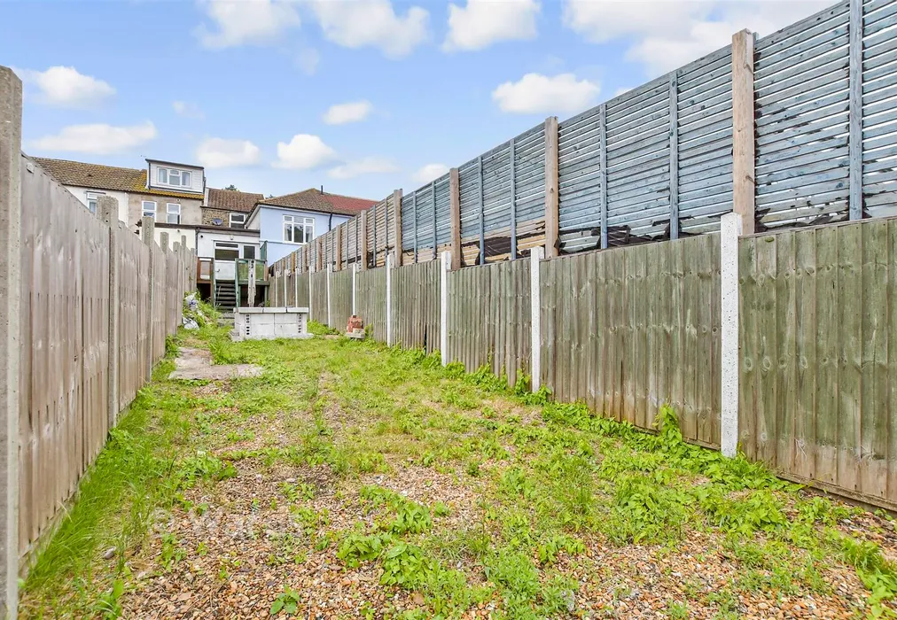 Rear Garden - Folkestone Road, Dover, Kent - Wards of Kent