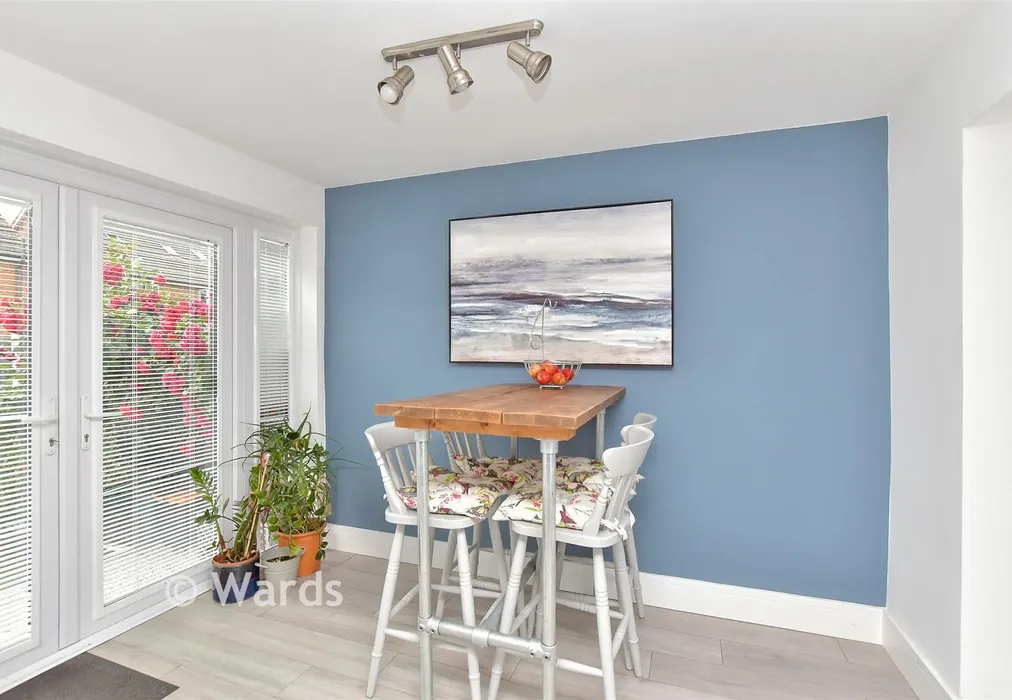 Breakfast Area - Vincent Road, Sittingbourne, Kent - Wards of Kent