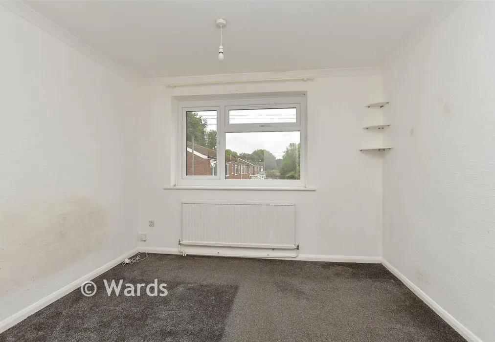 Bedroom 1 - Fielder Close, Sittingbourne, Kent - Wards of Kent