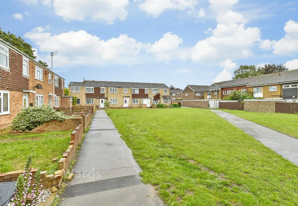 Street View - Fielder Close, Sittingbourne, Kent - Wards of Kent