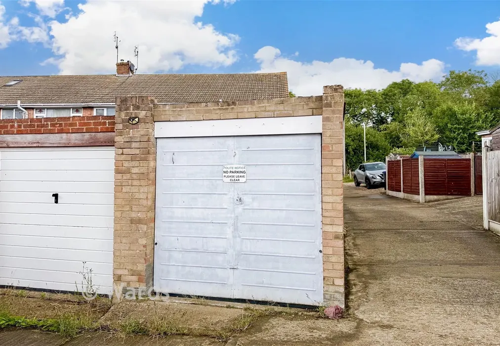 Garage - All Saints Close, Whitstable, Kent - Wards of Kent