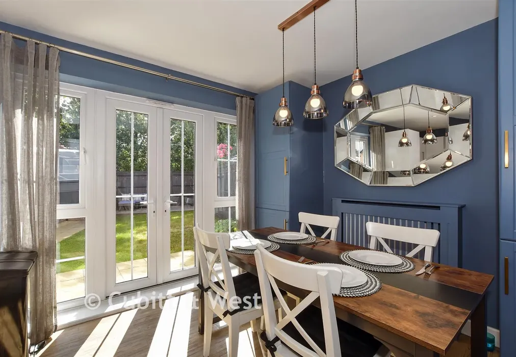 Kitchen/ Dining Room - Kilnwood Close, Faygate, West Sussex - Wards of Kent