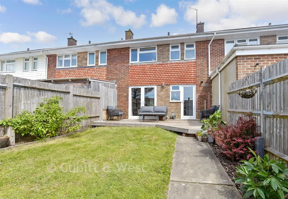Rear Garden - Rudyard Close, Woodingdean, Brighton, East Sussex - Wards of Kent