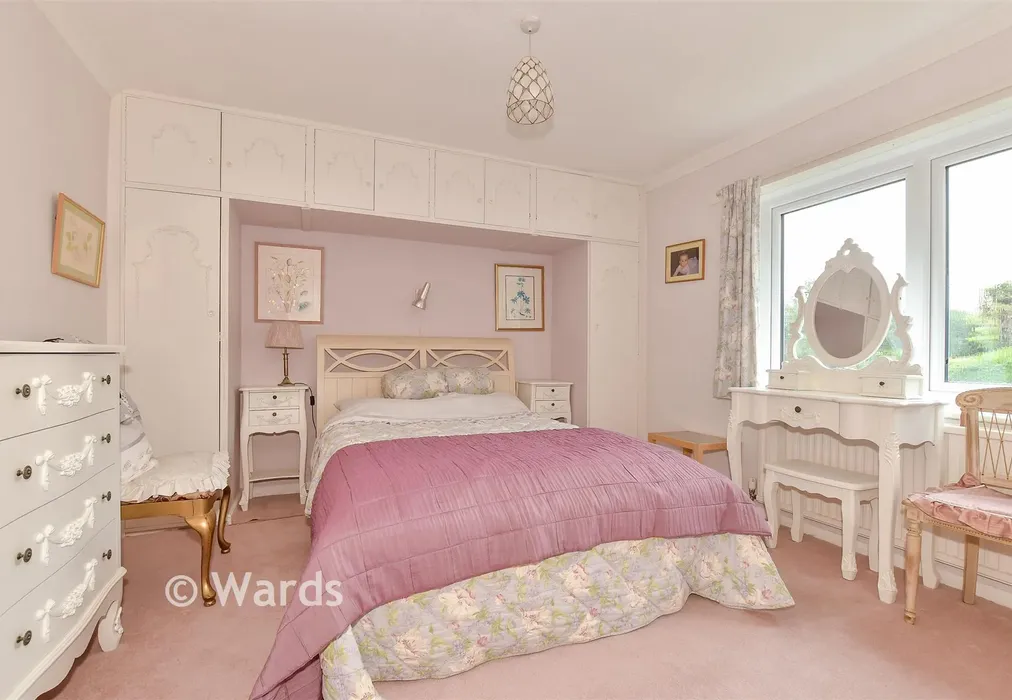 Bedroom 1 - Station Road, Hythe, Kent - Wards of Kent