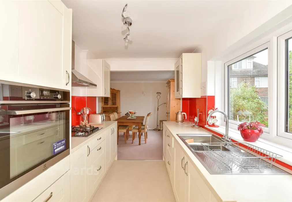 Kitchen - Station Road, Hythe, Kent - Wards of Kent